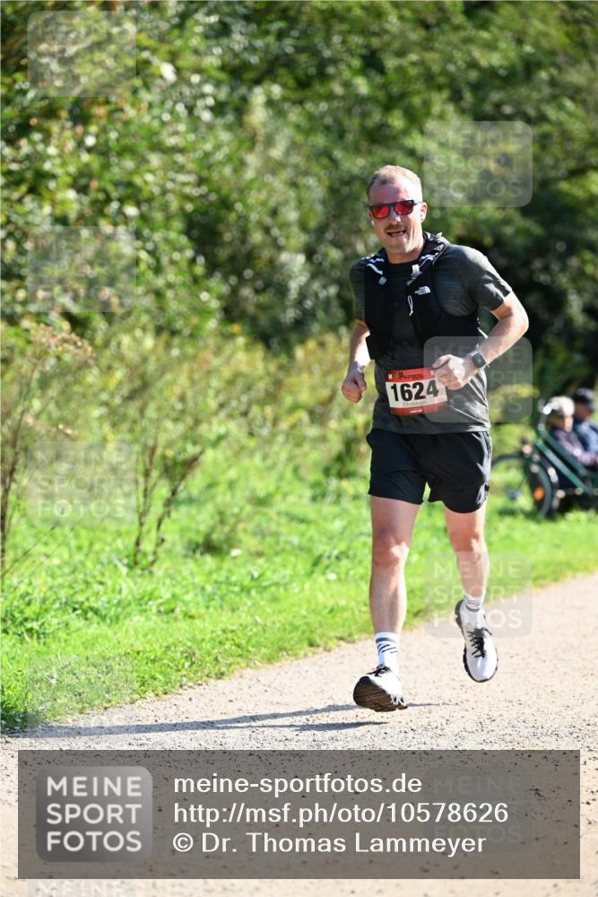 27.09.2026 - 35. Volkslauf durch das schöne Alstertal Dr. Thomas Lammeyer http://msf.ph/oto/10578626 27.09.2026 12:02:03 Laufen 1624 meine-sportfotos.de