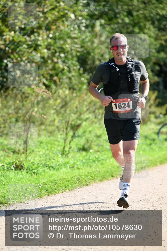 27.09.2026 - 35. Volkslauf durch das schöne Alstertal Dr. Thomas Lammeyer http://msf.ph/oto/10578630 27.09.2026 12:02:04 Laufen 1624 meine-sportfotos.de