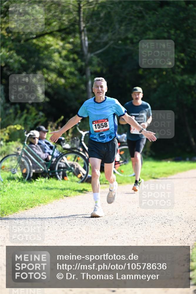 27.09.2026 - 35. Volkslauf durch das schöne Alstertal Dr. Thomas Lammeyer http://msf.ph/oto/10578636 27.09.2026 12:02:18 Laufen 1558 meine-sportfotos.de