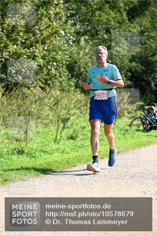 27.09.2026 - 35. Volkslauf durch das schöne Alstertal Dr. Thomas Lammeyer http://msf.ph/oto/10578679 27.09.2026 12:02:32 Laufen 2269 meine-sportfotos.de