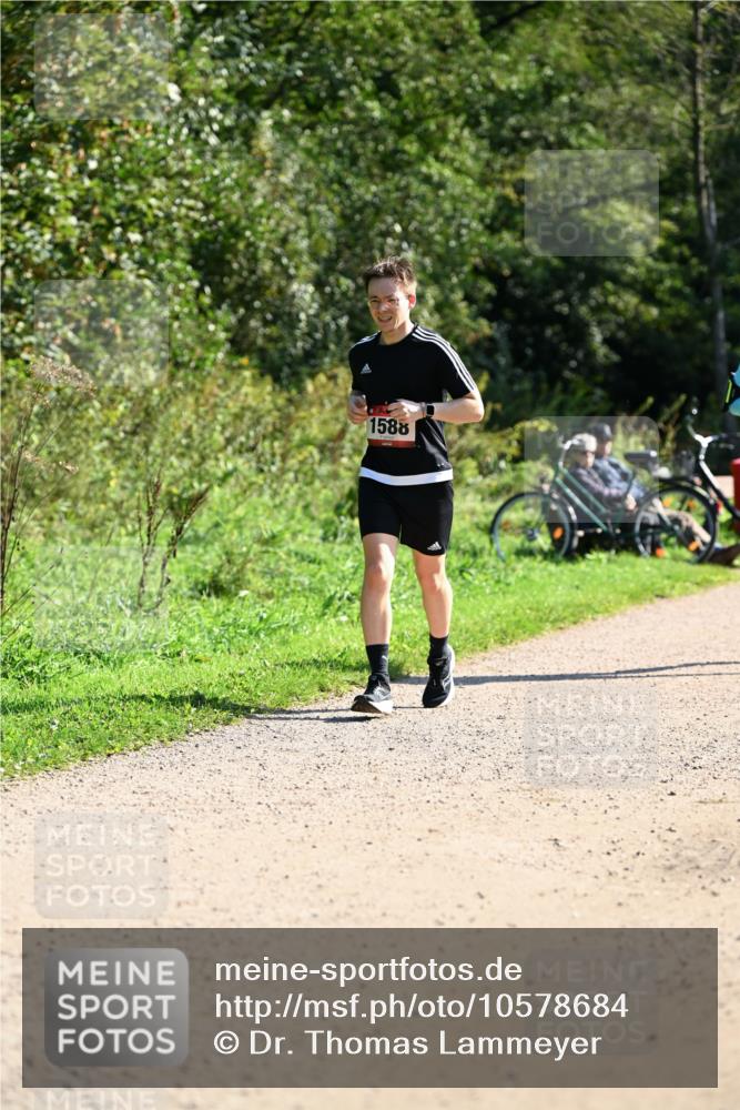 27.09.2026 - 35. Volkslauf durch das schöne Alstertal Dr. Thomas Lammeyer http://msf.ph/oto/10578684 27.09.2026 12:02:36 Laufen 1588 meine-sportfotos.de