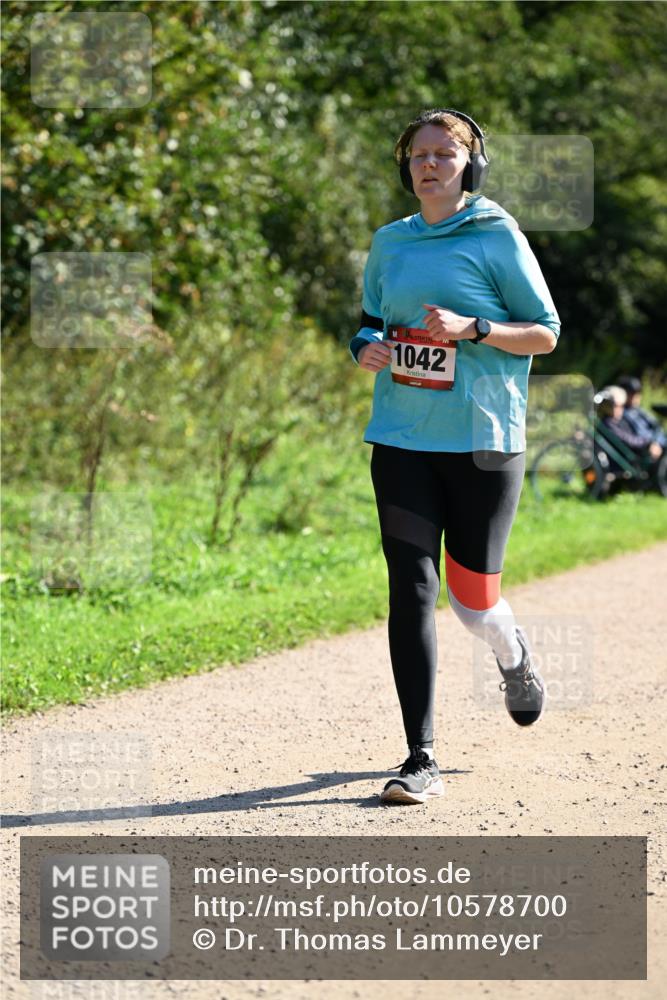 27.09.2026 - 35. Volkslauf durch das schöne Alstertal Dr. Thomas Lammeyer http://msf.ph/oto/10578700 27.09.2026 12:02:38 Laufen 1042 meine-sportfotos.de