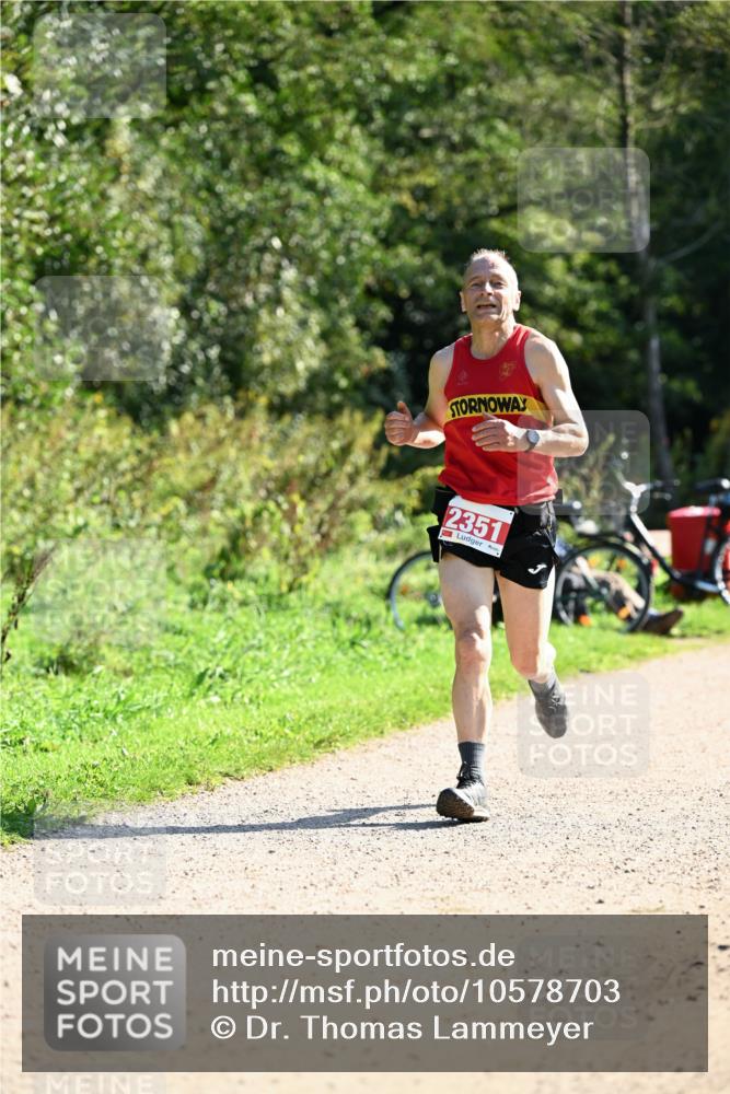 27.09.2026 - 35. Volkslauf durch das schöne Alstertal Dr. Thomas Lammeyer http://msf.ph/oto/10578703 27.09.2026 12:03:05 Laufen 2351 meine-sportfotos.de