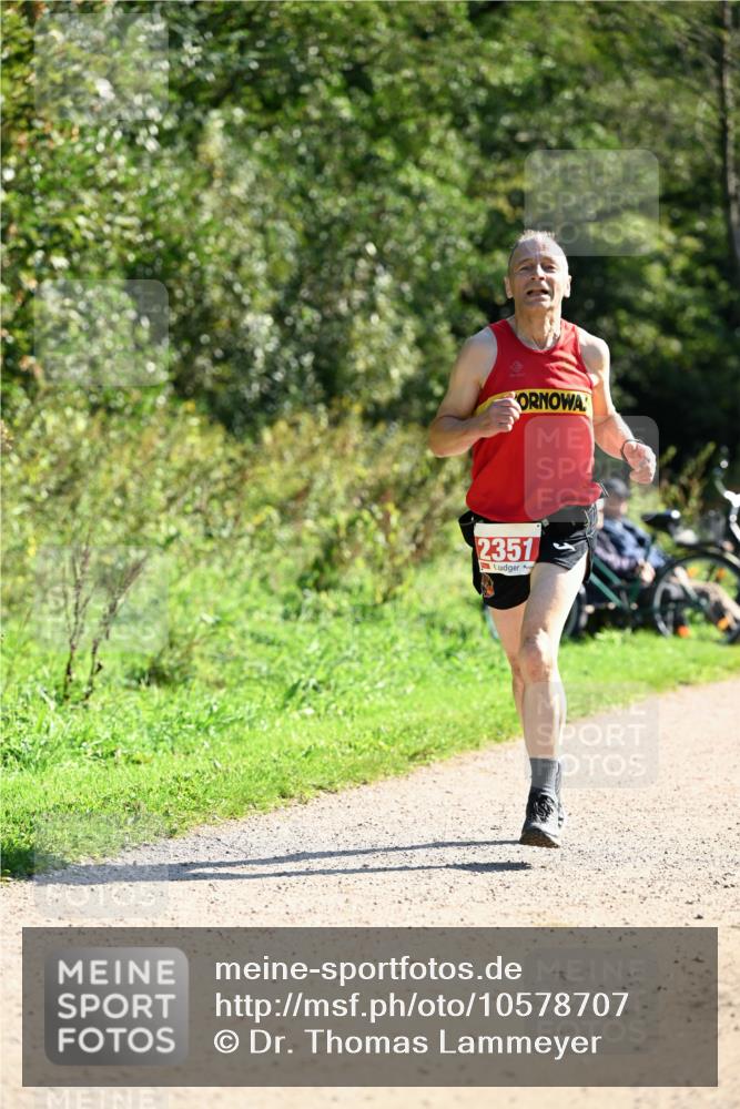 27.09.2026 - 35. Volkslauf durch das schöne Alstertal Dr. Thomas Lammeyer http://msf.ph/oto/10578707 27.09.2026 12:03:05 Laufen 2351 meine-sportfotos.de