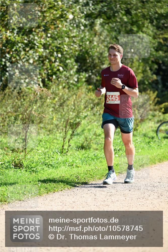 27.09.2026 - 35. Volkslauf durch das schöne Alstertal Dr. Thomas Lammeyer http://msf.ph/oto/10578745 27.09.2026 12:03:24 Laufen 2445 meine-sportfotos.de