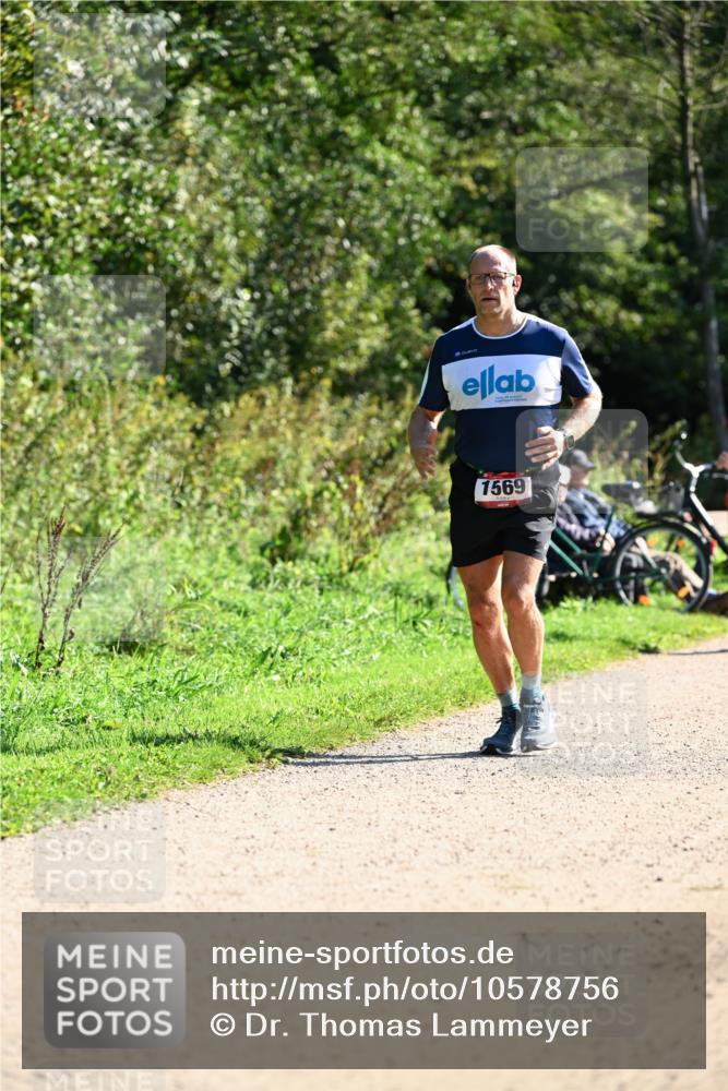 27.09.2026 - 35. Volkslauf durch das schöne Alstertal Dr. Thomas Lammeyer http://msf.ph/oto/10578756 27.09.2026 12:03:27 Laufen 1569 meine-sportfotos.de