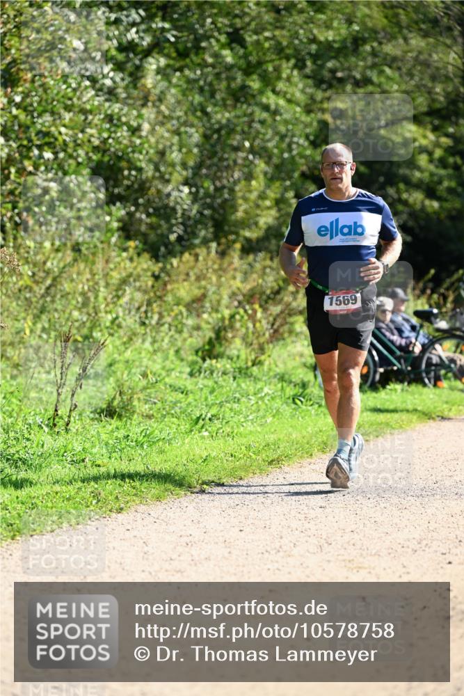 27.09.2026 - 35. Volkslauf durch das schöne Alstertal Dr. Thomas Lammeyer http://msf.ph/oto/10578758 27.09.2026 12:03:27 Laufen 1569 meine-sportfotos.de