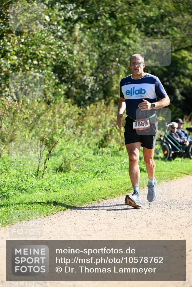27.09.2026 - 35. Volkslauf durch das schöne Alstertal Dr. Thomas Lammeyer http://msf.ph/oto/10578762 27.09.2026 12:03:28 Laufen 1569 meine-sportfotos.de