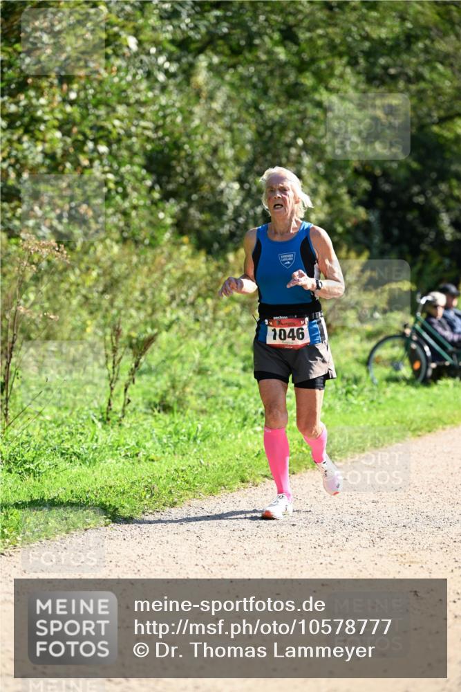 27.09.2026 - 35. Volkslauf durch das schöne Alstertal Dr. Thomas Lammeyer http://msf.ph/oto/10578777 27.09.2026 12:03:31 Laufen 1046 meine-sportfotos.de