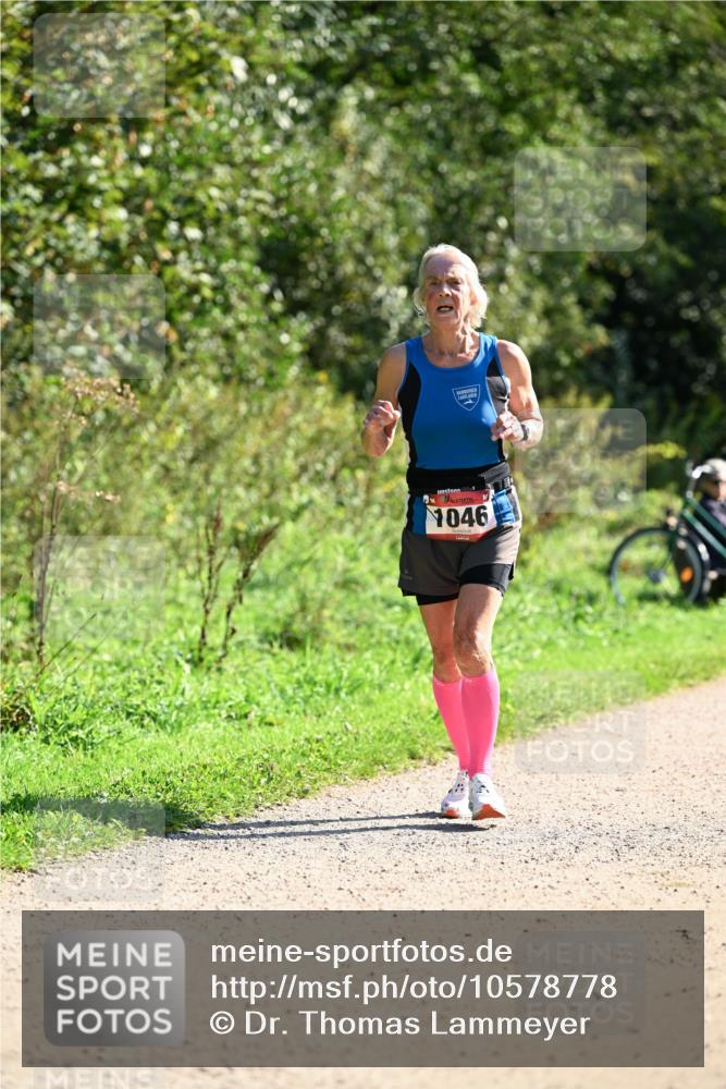 27.09.2026 - 35. Volkslauf durch das schöne Alstertal Dr. Thomas Lammeyer http://msf.ph/oto/10578778 27.09.2026 12:03:31 Laufen 1046 meine-sportfotos.de