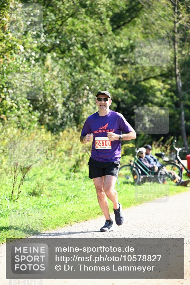 27.09.2026 - 35. Volkslauf durch das schöne Alstertal Dr. Thomas Lammeyer http://msf.ph/oto/10578827 27.09.2026 12:03:54 Laufen 2410 meine-sportfotos.de