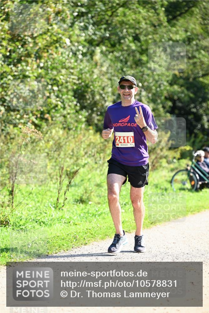 27.09.2026 - 35. Volkslauf durch das schöne Alstertal Dr. Thomas Lammeyer http://msf.ph/oto/10578831 27.09.2026 12:03:54 Laufen 2410 meine-sportfotos.de