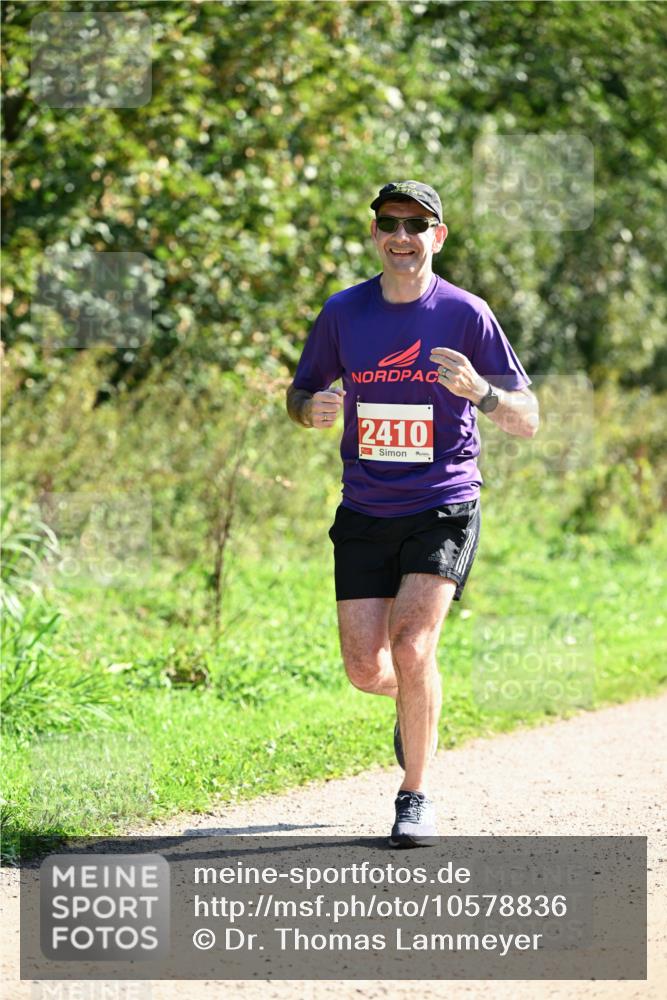 27.09.2026 - 35. Volkslauf durch das schöne Alstertal Dr. Thomas Lammeyer http://msf.ph/oto/10578836 27.09.2026 12:03:55 Laufen 2410 meine-sportfotos.de