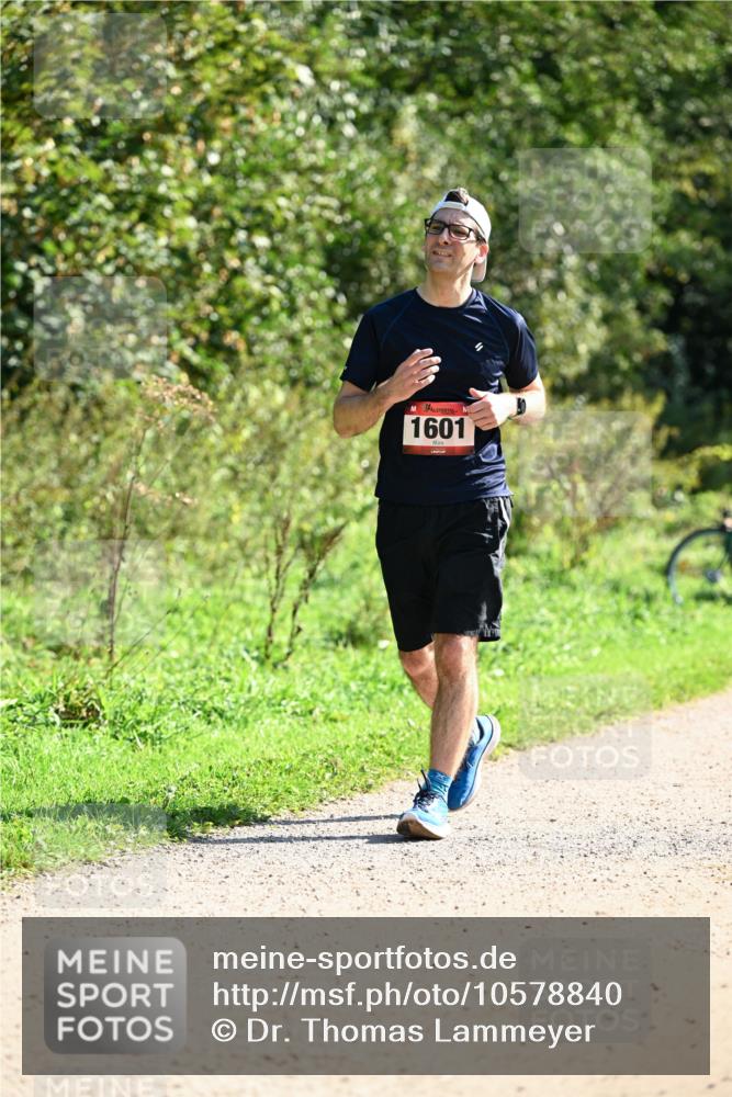 27.09.2026 - 35. Volkslauf durch das schöne Alstertal Dr. Thomas Lammeyer http://msf.ph/oto/10578840 27.09.2026 12:04:03 Laufen 1601 meine-sportfotos.de