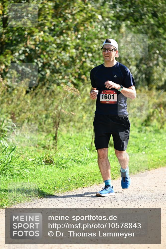 27.09.2026 - 35. Volkslauf durch das schöne Alstertal Dr. Thomas Lammeyer http://msf.ph/oto/10578843 27.09.2026 12:04:03 Laufen 1601 meine-sportfotos.de