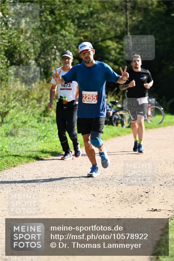 27.09.2026 - 35. Volkslauf durch das schöne Alstertal Dr. Thomas Lammeyer http://msf.ph/oto/10578922 27.09.2026 12:04:52 Laufen 1673, 2255 meine-sportfotos.de