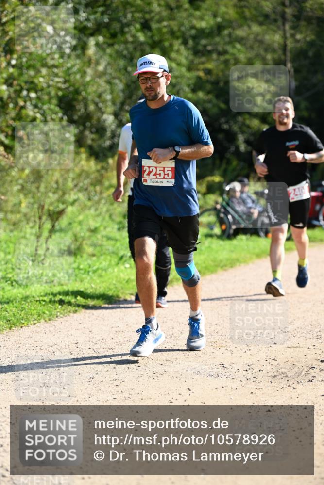 27.09.2026 - 35. Volkslauf durch das schöne Alstertal Dr. Thomas Lammeyer http://msf.ph/oto/10578926 27.09.2026 12:04:53 Laufen 2255, 240 meine-sportfotos.de