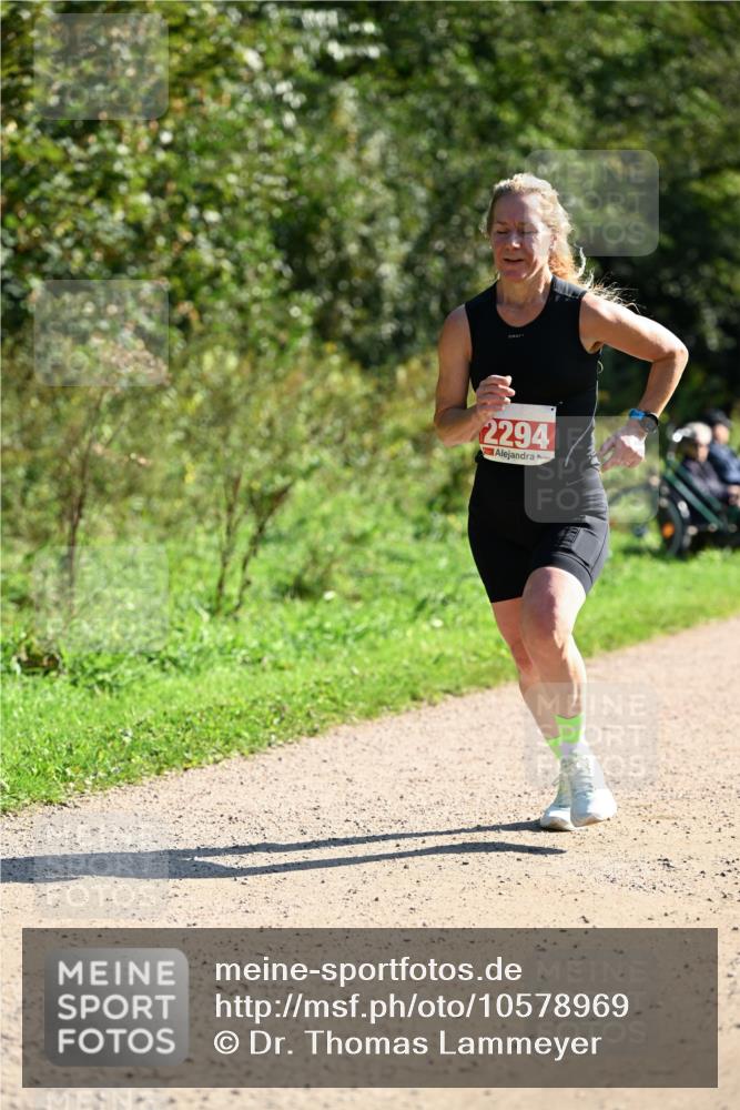 27.09.2026 - 35. Volkslauf durch das schöne Alstertal Dr. Thomas Lammeyer http://msf.ph/oto/10578969 27.09.2026 12:05:15 Laufen 2294 meine-sportfotos.de