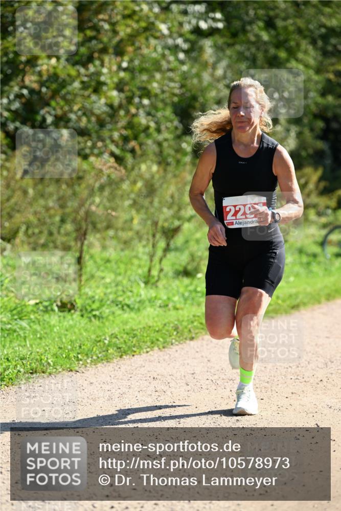 27.09.2026 - 35. Volkslauf durch das schöne Alstertal Dr. Thomas Lammeyer http://msf.ph/oto/10578973 27.09.2026 12:05:15 Laufen 22 meine-sportfotos.de