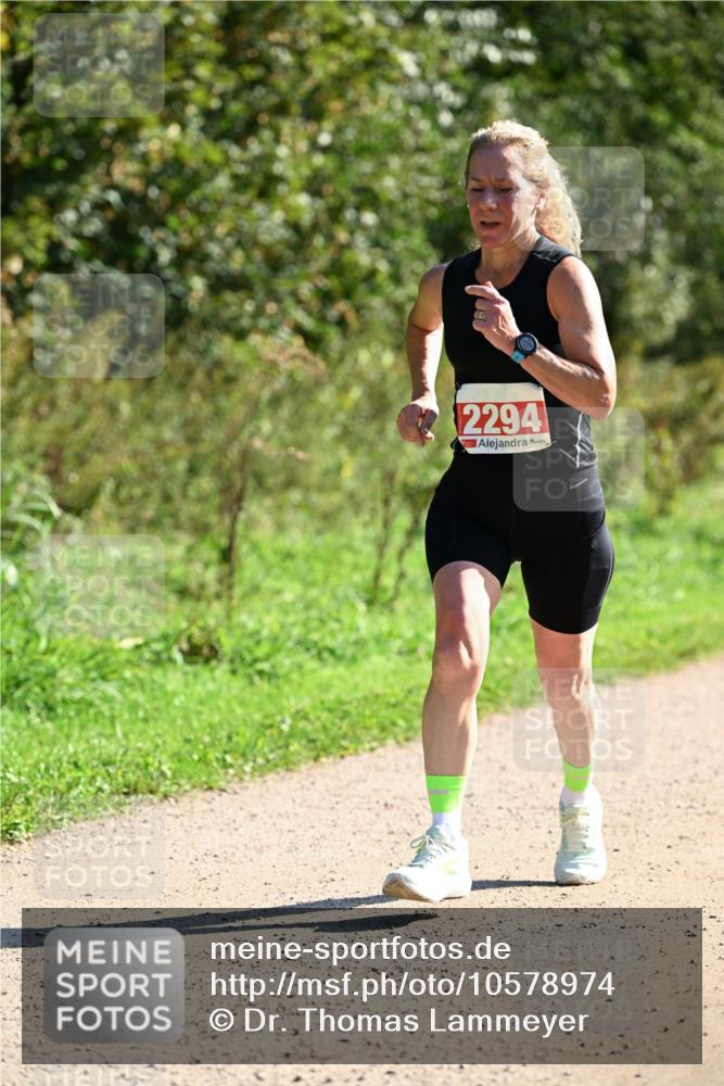 27.09.2026 - 35. Volkslauf durch das schöne Alstertal Dr. Thomas Lammeyer http://msf.ph/oto/10578974 27.09.2026 12:05:15 Laufen 2294 meine-sportfotos.de