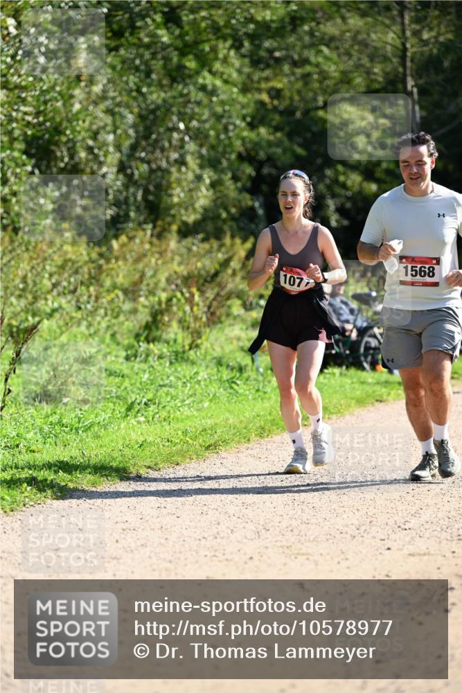 27.09.2026 - 35. Volkslauf durch das schöne Alstertal Dr. Thomas Lammeyer http://msf.ph/oto/10578977 27.09.2026 12:05:24 Laufen 1077, 1568 meine-sportfotos.de