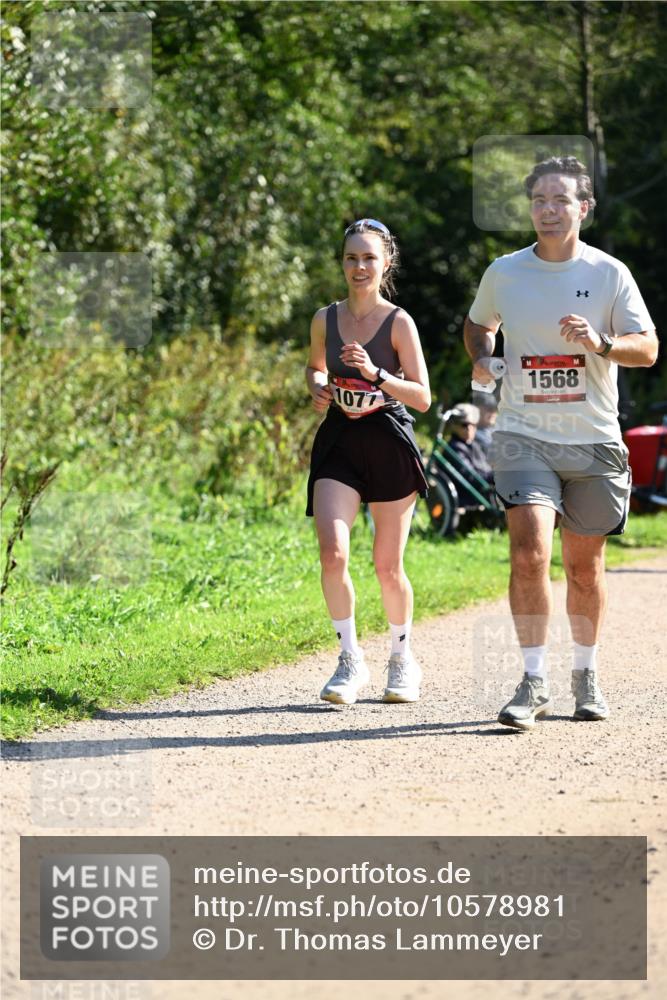 27.09.2026 - 35. Volkslauf durch das schöne Alstertal Dr. Thomas Lammeyer http://msf.ph/oto/10578981 27.09.2026 12:05:24 Laufen 1077, 1568 meine-sportfotos.de