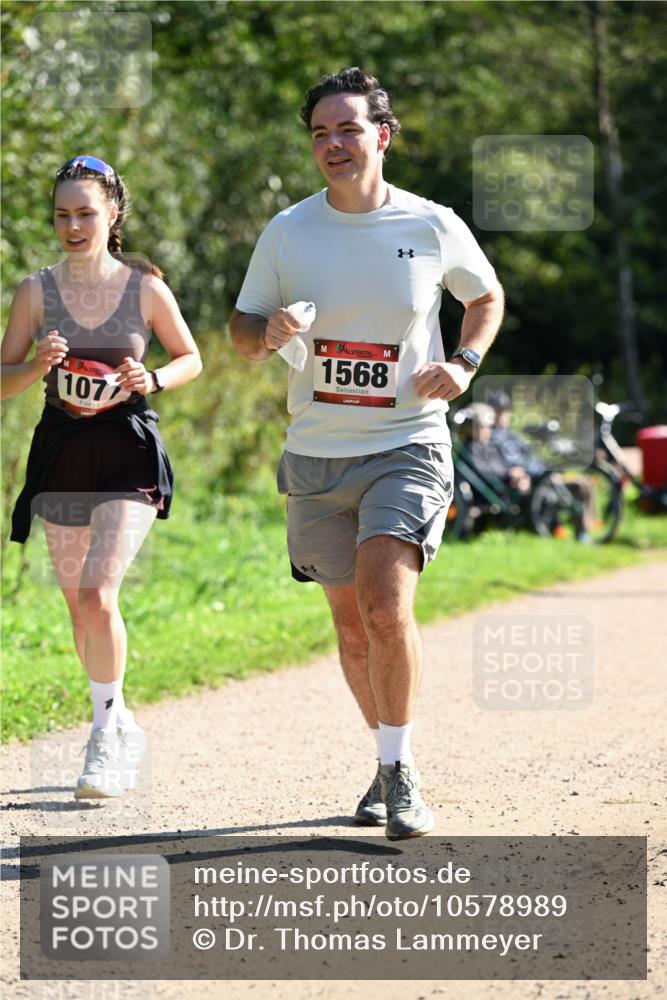 27.09.2026 - 35. Volkslauf durch das schöne Alstertal Dr. Thomas Lammeyer http://msf.ph/oto/10578989 27.09.2026 12:05:25 Laufen 1077, 1568 meine-sportfotos.de