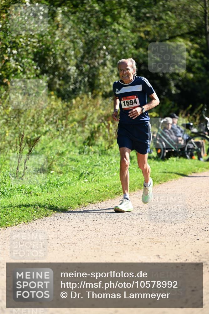 27.09.2026 - 35. Volkslauf durch das schöne Alstertal Dr. Thomas Lammeyer http://msf.ph/oto/10578992 27.09.2026 12:05:28 Laufen 1594 meine-sportfotos.de