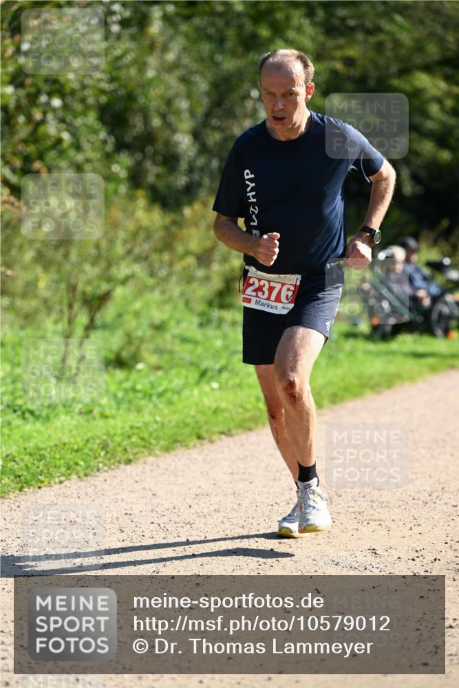 27.09.2026 - 35. Volkslauf durch das schöne Alstertal Dr. Thomas Lammeyer http://msf.ph/oto/10579012 27.09.2026 12:05:32 Laufen 2376 meine-sportfotos.de