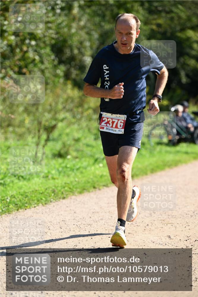 27.09.2026 - 35. Volkslauf durch das schöne Alstertal Dr. Thomas Lammeyer http://msf.ph/oto/10579013 27.09.2026 12:05:32 Laufen 2376 meine-sportfotos.de