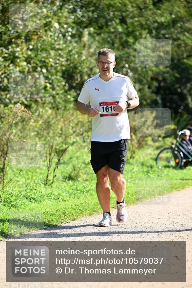 27.09.2026 - 35. Volkslauf durch das schöne Alstertal Dr. Thomas Lammeyer http://msf.ph/oto/10579037 27.09.2026 12:05:45 Laufen 161 meine-sportfotos.de