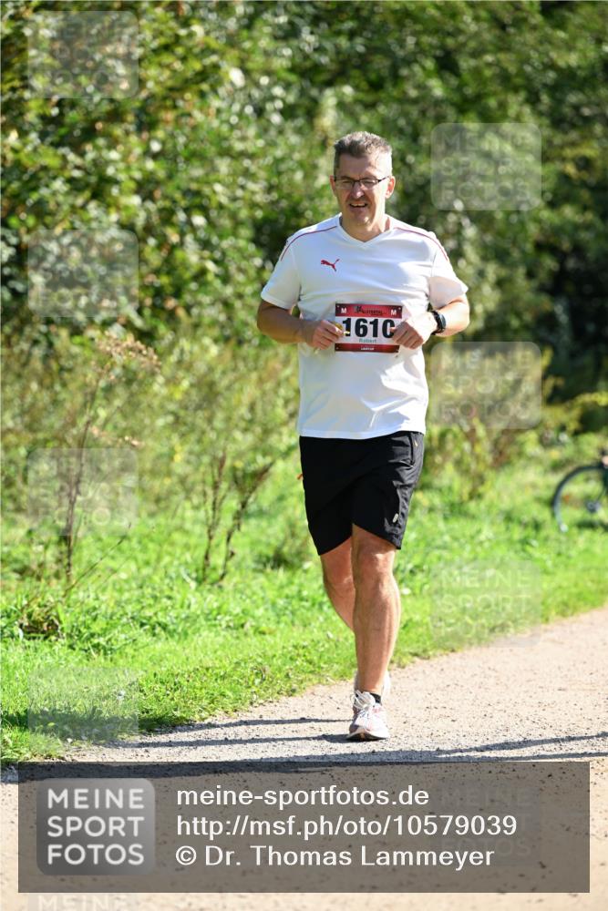 27.09.2026 - 35. Volkslauf durch das schöne Alstertal Dr. Thomas Lammeyer http://msf.ph/oto/10579039 27.09.2026 12:05:45 Laufen 1610 meine-sportfotos.de