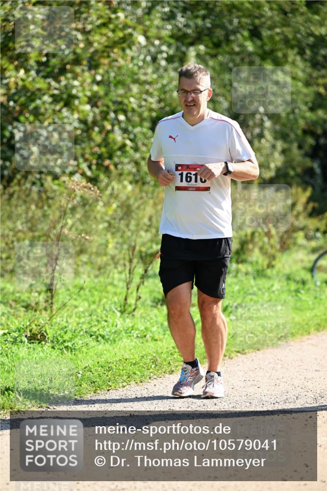 27.09.2026 - 35. Volkslauf durch das schöne Alstertal Dr. Thomas Lammeyer http://msf.ph/oto/10579041 27.09.2026 12:05:45 Laufen 1610 meine-sportfotos.de