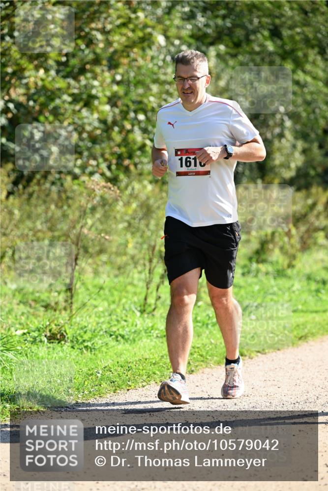 27.09.2026 - 35. Volkslauf durch das schöne Alstertal Dr. Thomas Lammeyer http://msf.ph/oto/10579042 27.09.2026 12:05:45 Laufen 161 meine-sportfotos.de