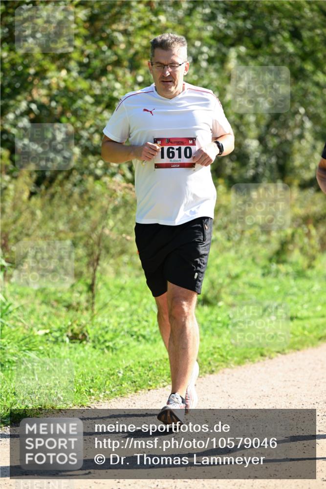27.09.2026 - 35. Volkslauf durch das schöne Alstertal Dr. Thomas Lammeyer http://msf.ph/oto/10579046 27.09.2026 12:05:46 Laufen 1610 meine-sportfotos.de