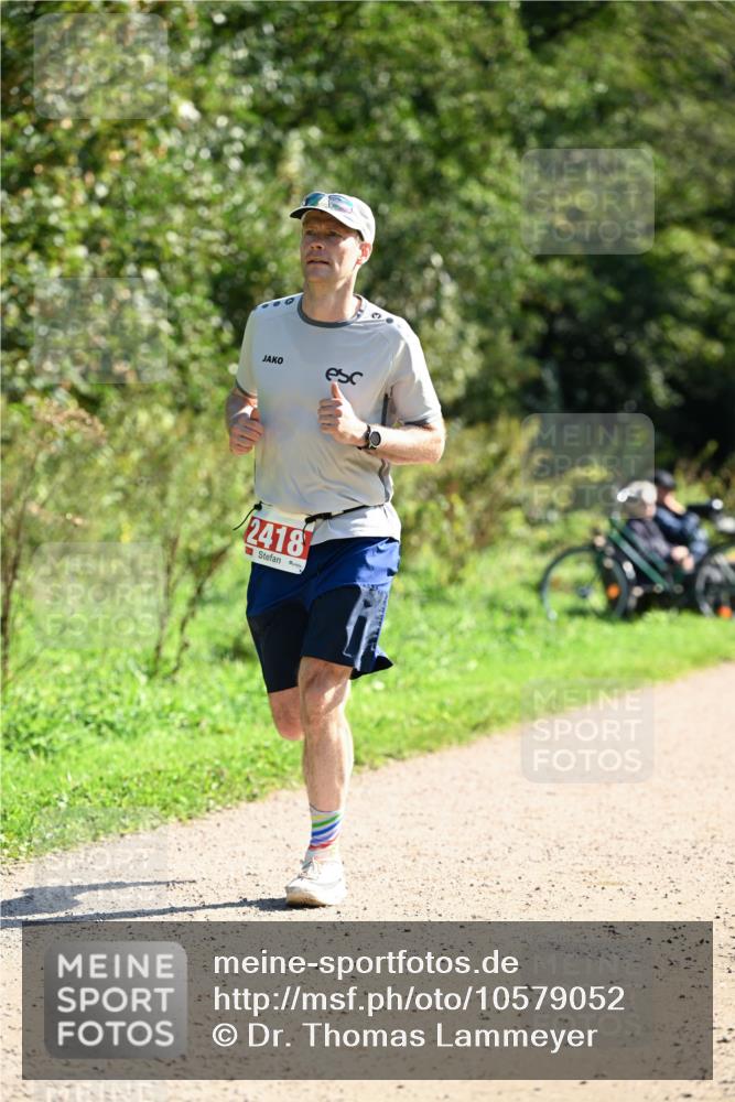 27.09.2026 - 35. Volkslauf durch das schöne Alstertal Dr. Thomas Lammeyer http://msf.ph/oto/10579052 27.09.2026 12:05:48 Laufen 2418 meine-sportfotos.de