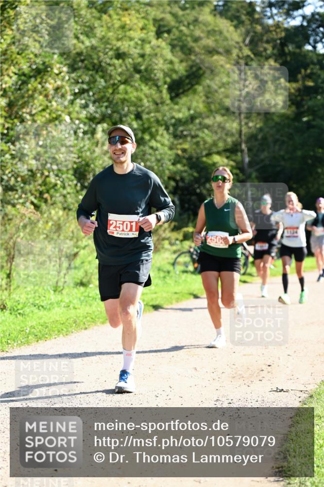27.09.2026 - 35. Volkslauf durch das schöne Alstertal Dr. Thomas Lammeyer http://msf.ph/oto/10579079 27.09.2026 12:05:56 Laufen 2501, 250 meine-sportfotos.de