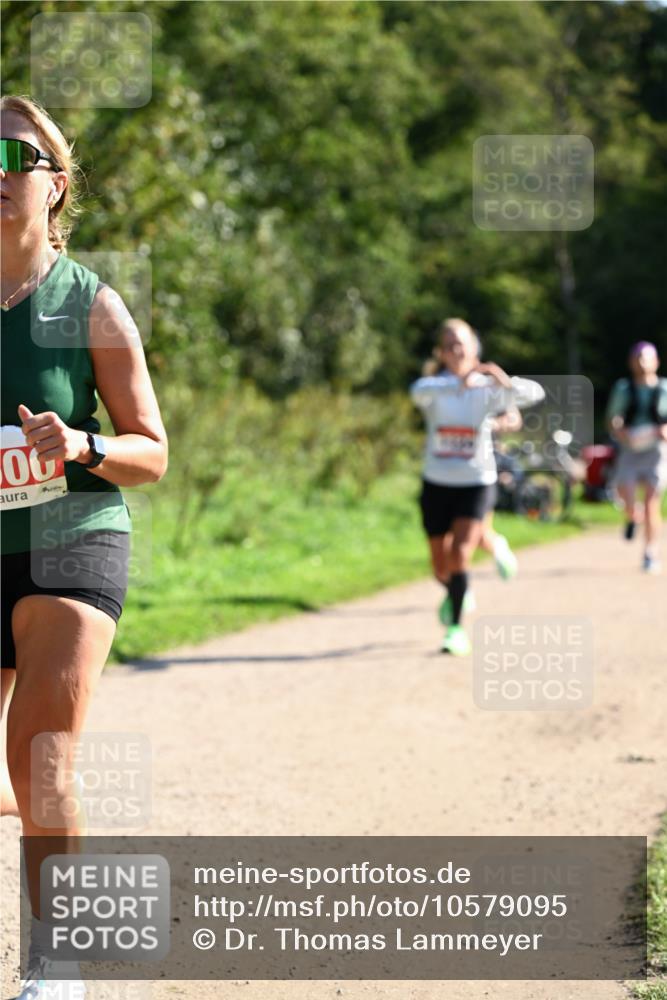 27.09.2026 - 35. Volkslauf durch das schöne Alstertal Dr. Thomas Lammeyer http://msf.ph/oto/10579095 27.09.2026 12:05:57 Laufen 06 meine-sportfotos.de