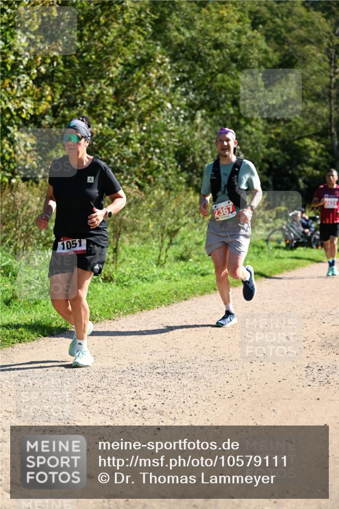 27.09.2026 - 35. Volkslauf durch das schöne Alstertal Dr. Thomas Lammeyer http://msf.ph/oto/10579111 27.09.2026 12:06:00 Laufen 1051, 2367 meine-sportfotos.de