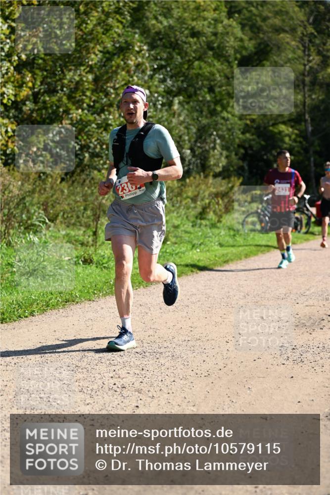 27.09.2026 - 35. Volkslauf durch das schöne Alstertal Dr. Thomas Lammeyer http://msf.ph/oto/10579115 27.09.2026 12:06:01 Laufen 236, 2431 meine-sportfotos.de