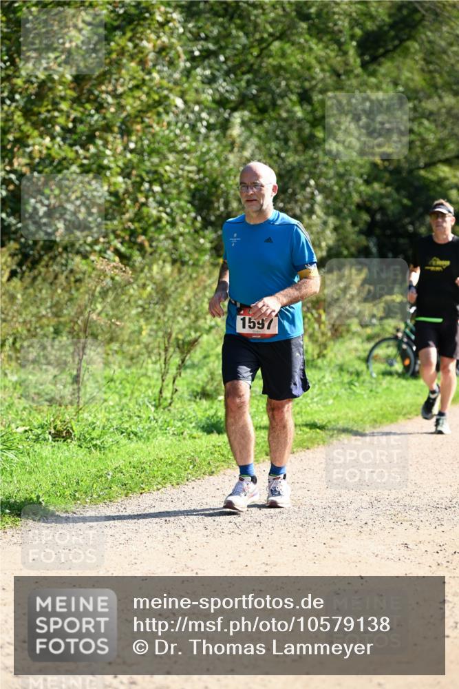27.09.2026 - 35. Volkslauf durch das schöne Alstertal Dr. Thomas Lammeyer http://msf.ph/oto/10579138 27.09.2026 12:06:11 Laufen 1597 meine-sportfotos.de