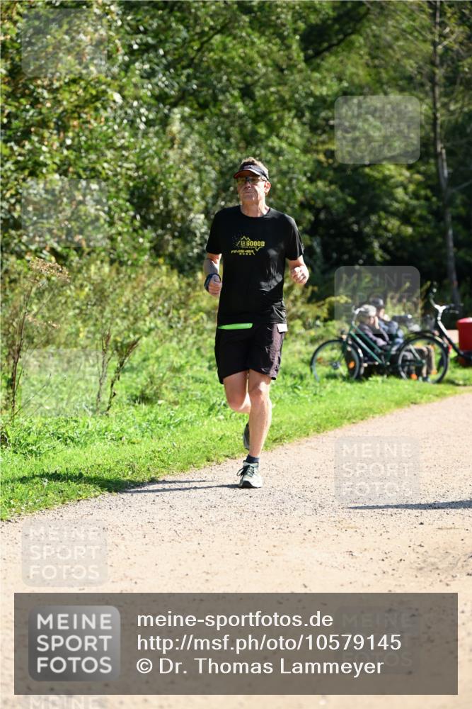 27.09.2026 - 35. Volkslauf durch das schöne Alstertal Dr. Thomas Lammeyer http://msf.ph/oto/10579145 27.09.2026 12:06:12 Laufen 000091 meine-sportfotos.de