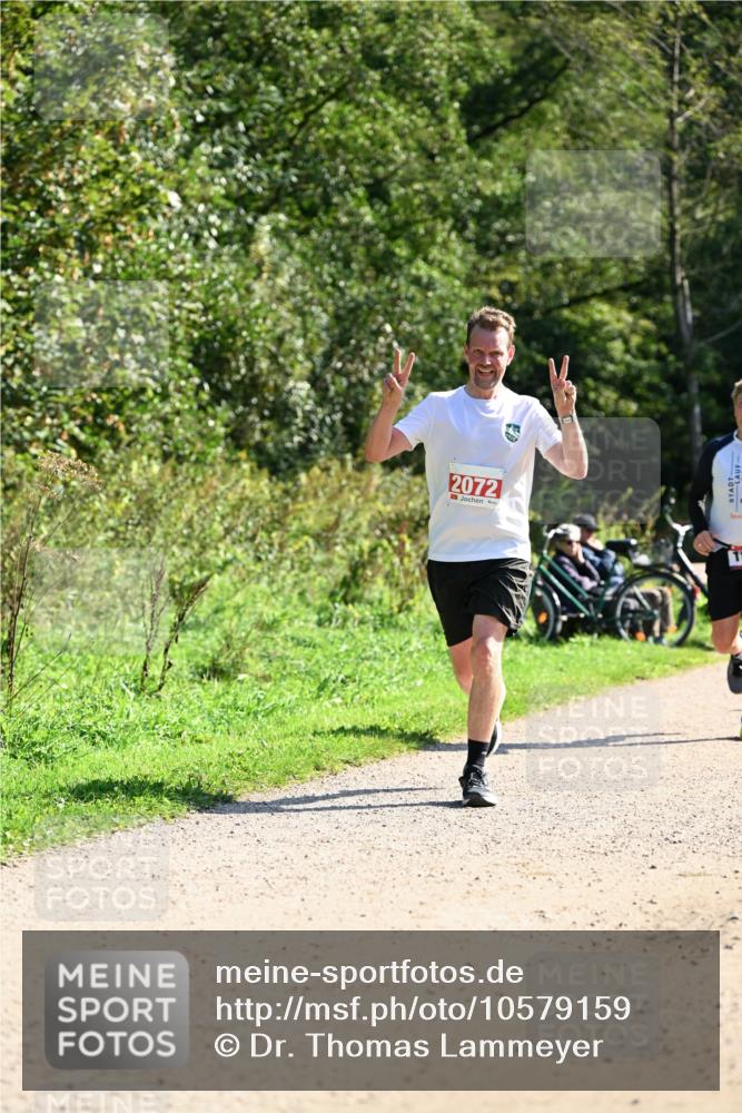 27.09.2026 - 35. Volkslauf durch das schöne Alstertal Dr. Thomas Lammeyer http://msf.ph/oto/10579159 27.09.2026 12:06:24 Laufen 2072 meine-sportfotos.de