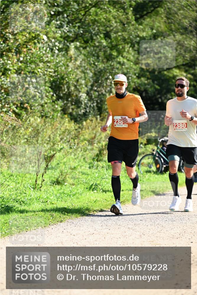 27.09.2026 - 35. Volkslauf durch das schöne Alstertal Dr. Thomas Lammeyer http://msf.ph/oto/10579228 27.09.2026 12:06:55 Laufen 238, 2380 meine-sportfotos.de