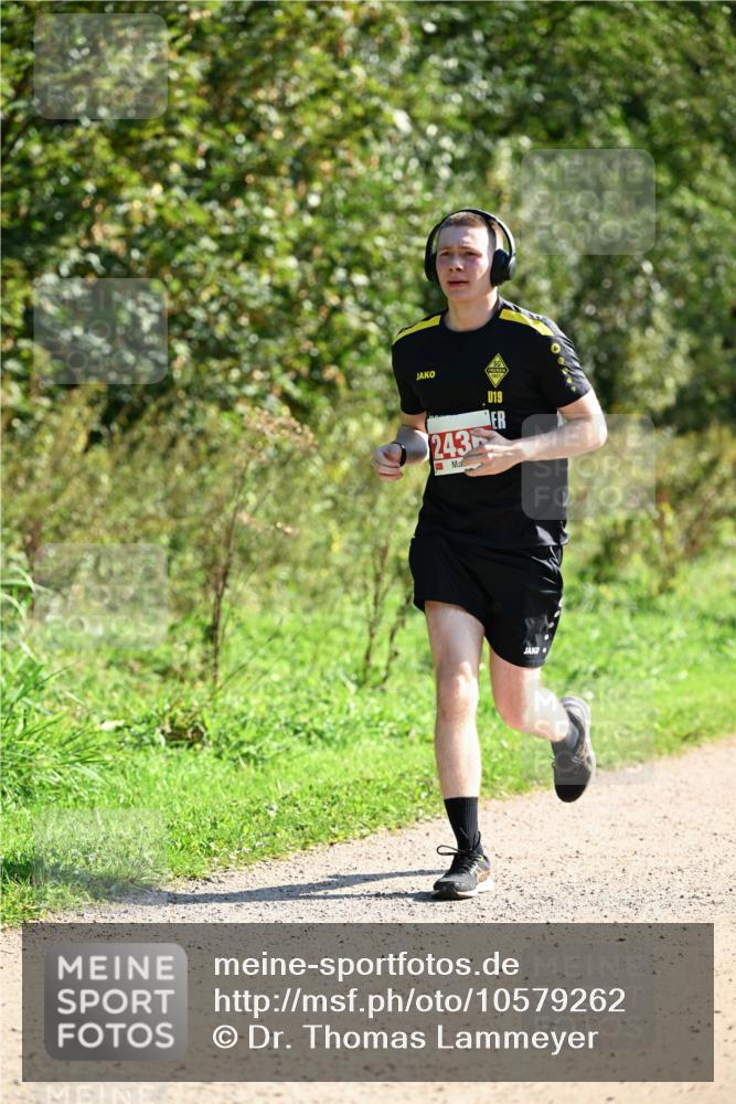 27.09.2026 - 35. Volkslauf durch das schöne Alstertal Dr. Thomas Lammeyer http://msf.ph/oto/10579262 27.09.2026 12:07:01 Laufen 243, 19 meine-sportfotos.de