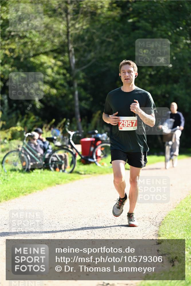 27.09.2026 - 35. Volkslauf durch das schöne Alstertal Dr. Thomas Lammeyer http://msf.ph/oto/10579306 27.09.2026 12:07:29 Laufen 2957 meine-sportfotos.de