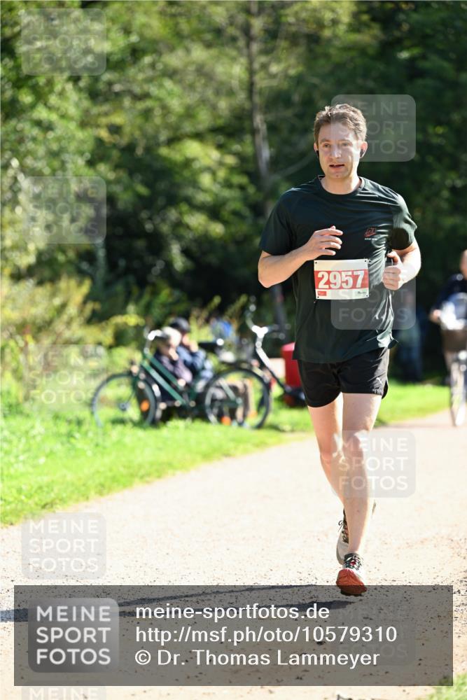 27.09.2026 - 35. Volkslauf durch das schöne Alstertal Dr. Thomas Lammeyer http://msf.ph/oto/10579310 27.09.2026 12:07:30 Laufen 2957 meine-sportfotos.de