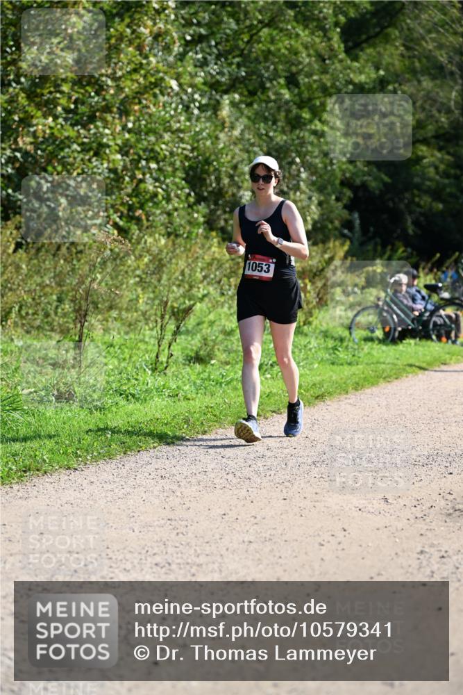 27.09.2026 - 35. Volkslauf durch das schöne Alstertal Dr. Thomas Lammeyer http://msf.ph/oto/10579341 27.09.2026 12:08:21 Laufen 1053 meine-sportfotos.de