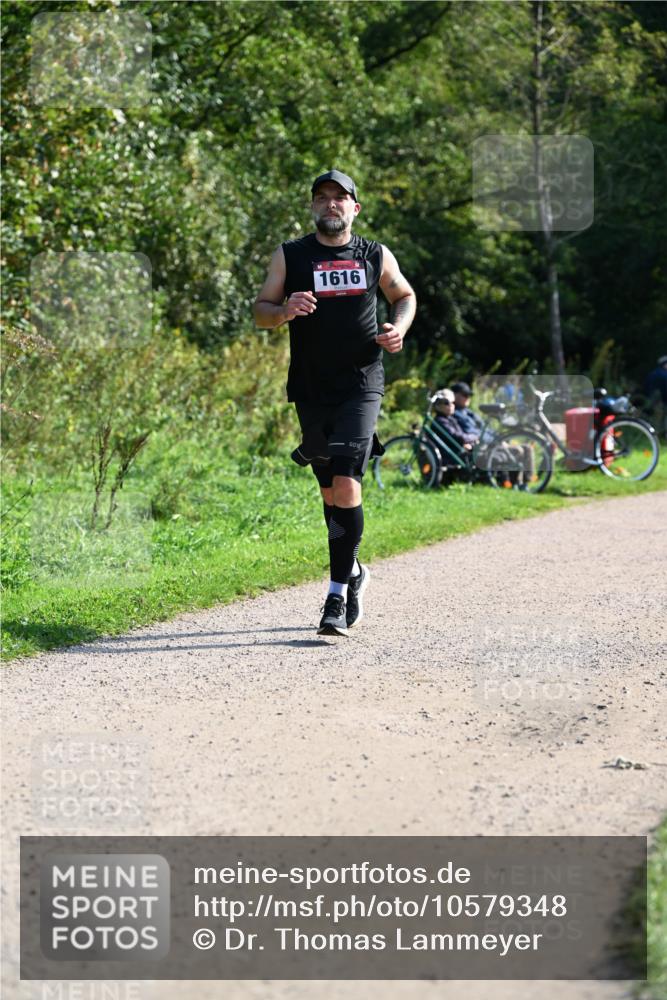 27.09.2026 - 35. Volkslauf durch das schöne Alstertal Dr. Thomas Lammeyer http://msf.ph/oto/10579348 27.09.2026 12:08:24 Laufen 1616 meine-sportfotos.de