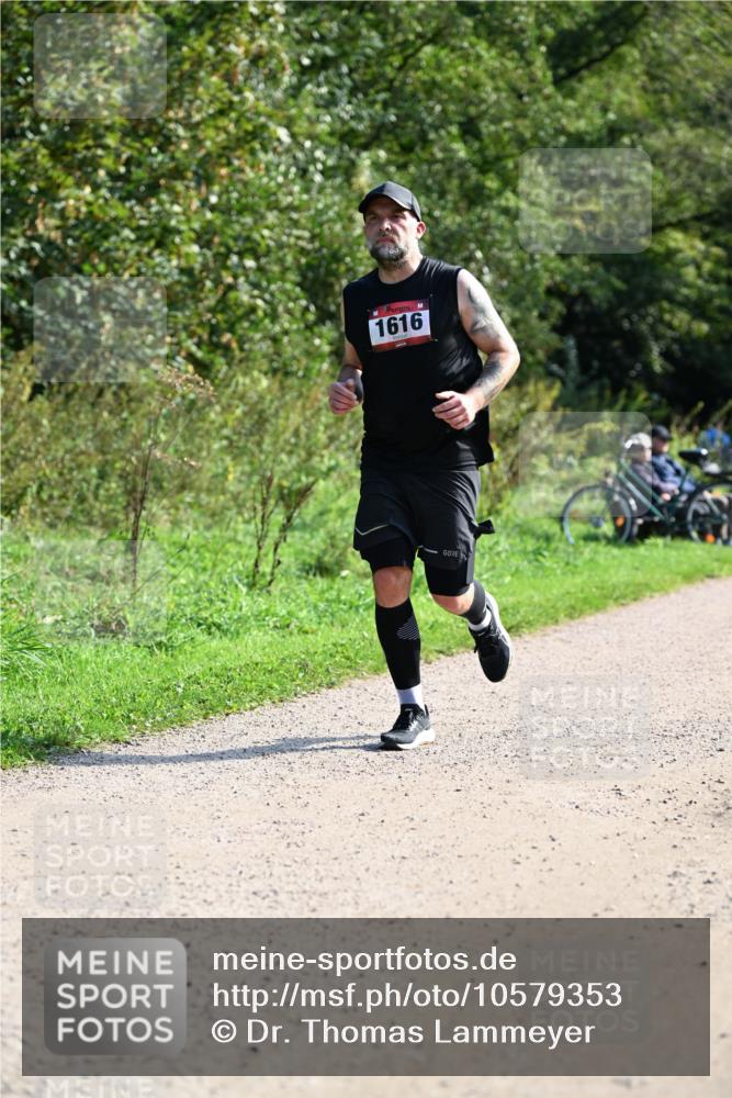 27.09.2026 - 35. Volkslauf durch das schöne Alstertal Dr. Thomas Lammeyer http://msf.ph/oto/10579353 27.09.2026 12:08:25 Laufen 1616 meine-sportfotos.de
